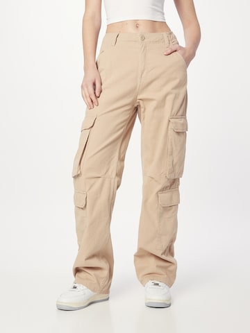 Bershka Wide leg Cargo Pants in Beige: front