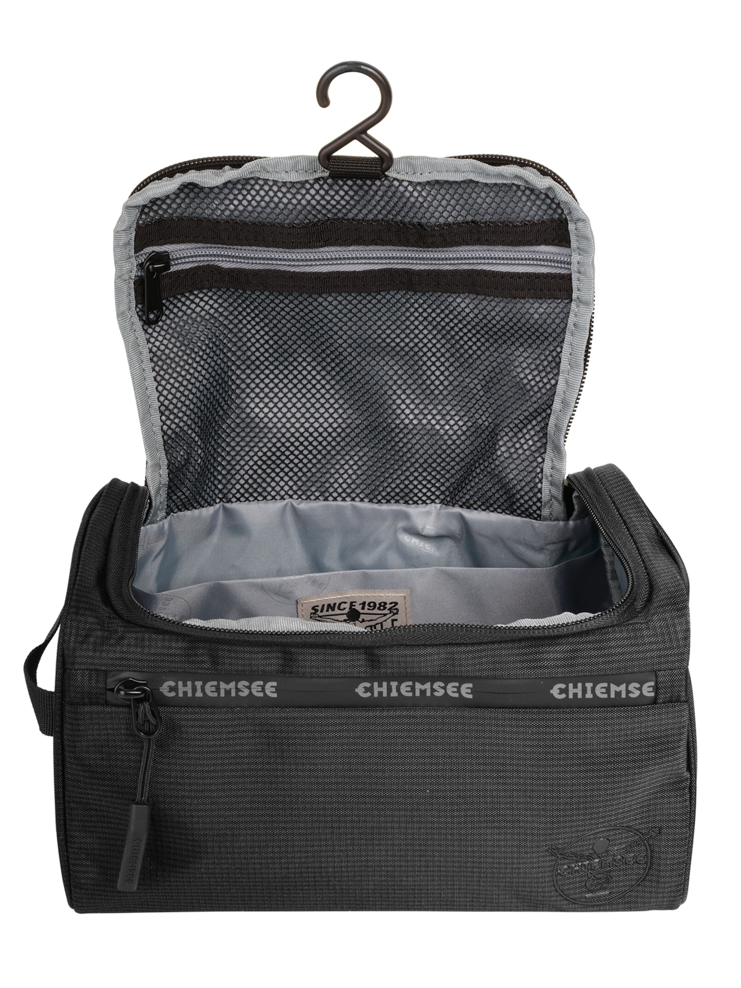 CHIEMSEE Kulturtasche 'LIGHT N BASE'‌‌‌‌‌‌‌‌‌‌ in Schwarz