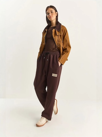 Bianco Lucci Loose fit Trousers in Brown