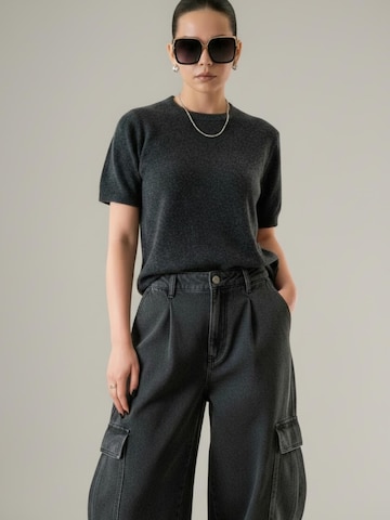 WEARABLE STORIES Sweater 'Nina' in Grey