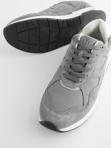 Next Platform trainers in Grey