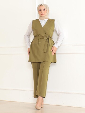 MODAMIHRAM Tunic in Green: front