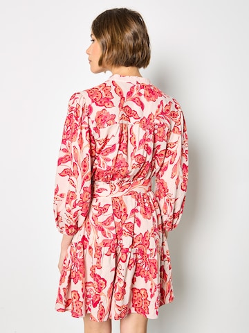 Robe ' ' Apricot en rose