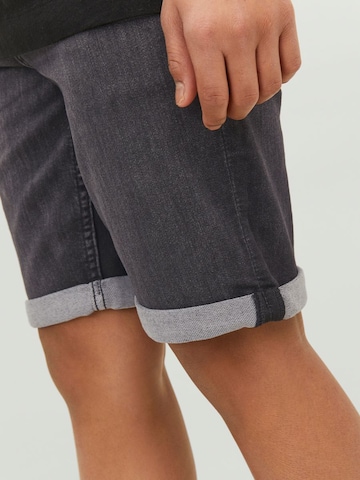 Jack & Jones Junior Regular Shorts 'Rick' in Schwarz