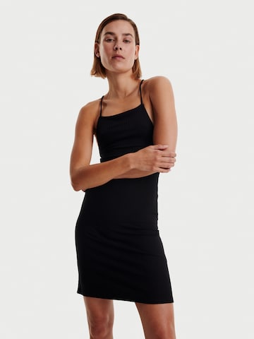 EDITED - Vestido 'Elanie' en negro: frente