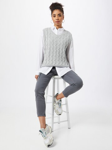 Gang Slim fit Cargo jeans 'Amelie' in Grey
