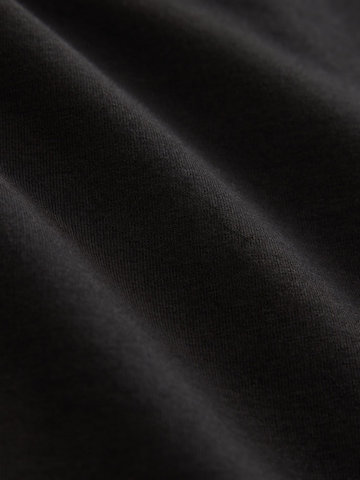 Next - Camiseta en negro