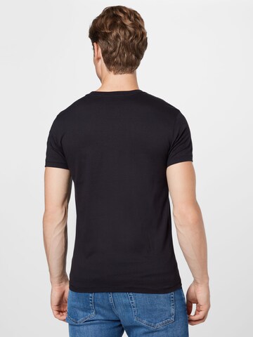 Coupe regular T-Shirt Calvin Klein Jeans en noir