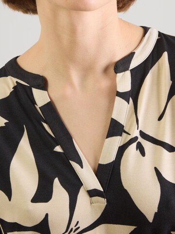 s.Oliver Blouse in Black