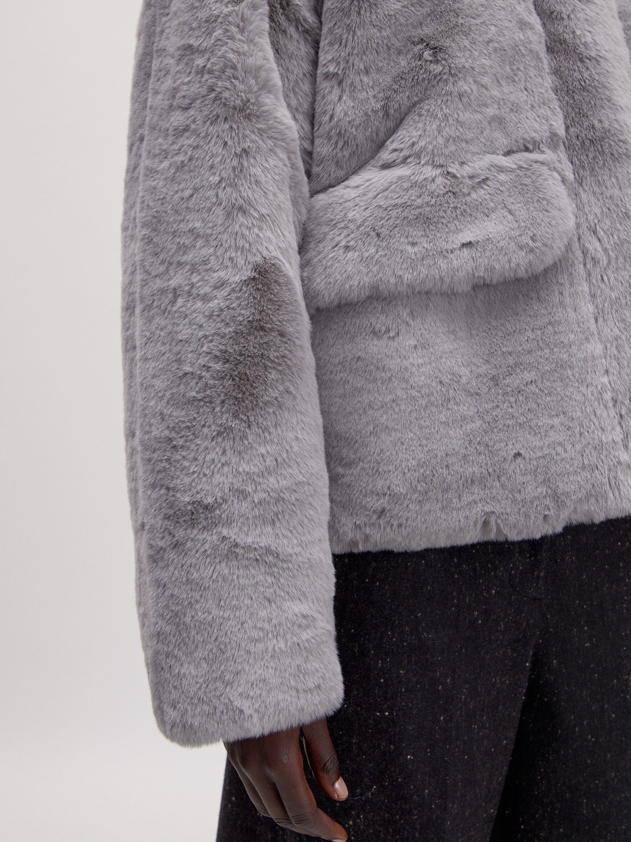 EDITED Produkter Vinterjakke 'Carly' sølvgrå