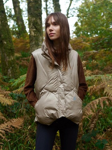 Jelenew - Chaleco 'Metallic Windproof Vest' en plata