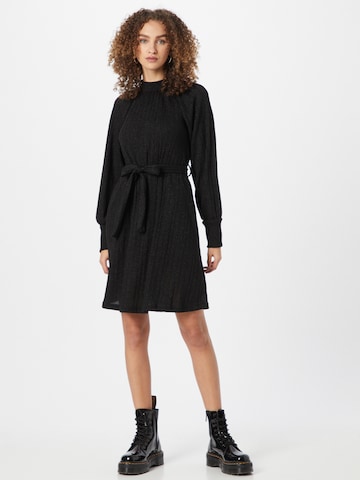 Robe 'Dalilah' PIECES en noir