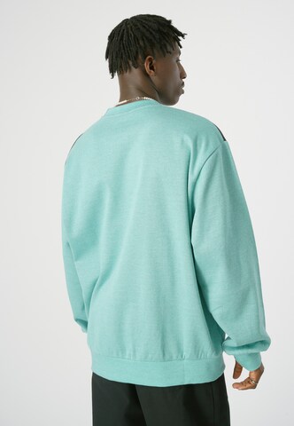 Cleptomanicx Sweatshirt 'Playoffs' in Green