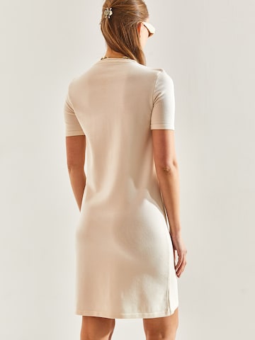 Bianco Lucci Šaty – béžová