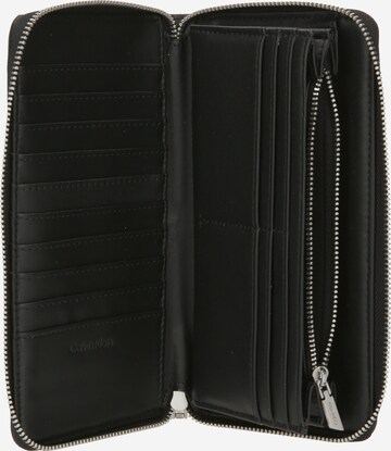 Porte-monnaies 'MUST' Calvin Klein en noir