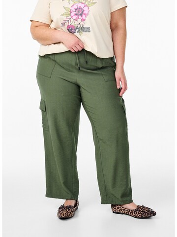 Loosefit Pantaloni cargo 'Cavilma' di Zizzi in verde: frontale