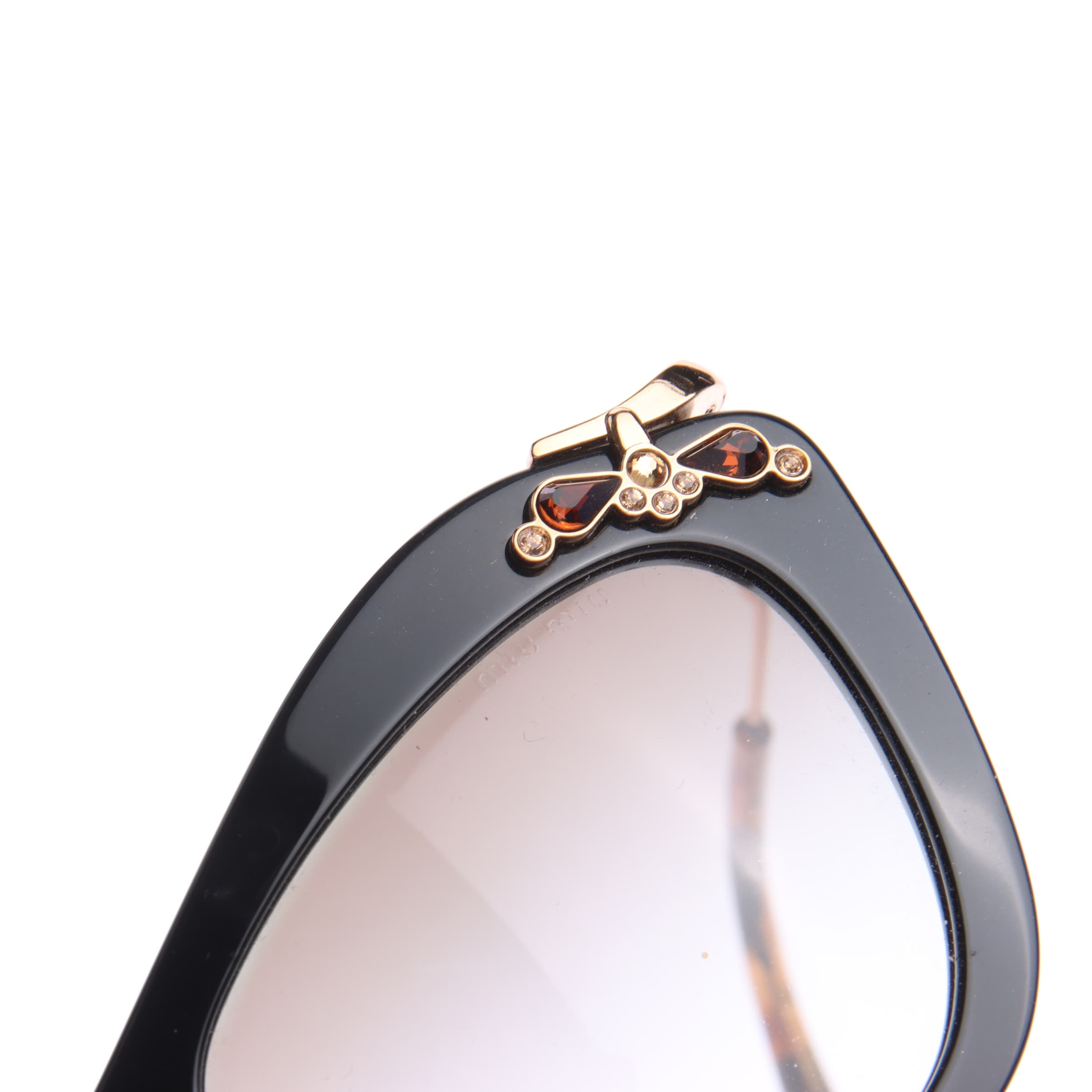 Miu Miu Sunglasses in One size in Gold