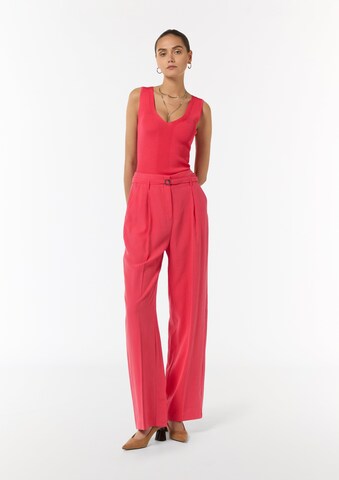 Tops en tricot COMMA en rouge : devant
