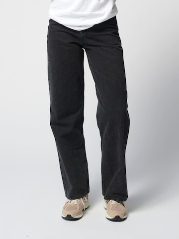 TeeShoppen Loose fit Jeans in Black: front