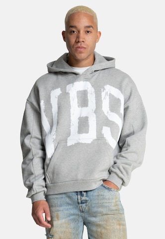 VBS Sweatshirt in Grijs: voorkant