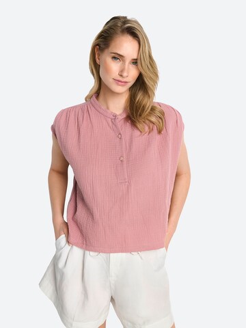 Rich & Royal Blouse in Pink: front