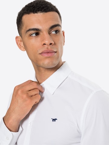 MUSTANG Comfort fit Button Up Shirt 'Casper' in White