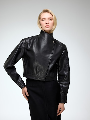 V S P Winterjacke 'Isla' in Schwarz