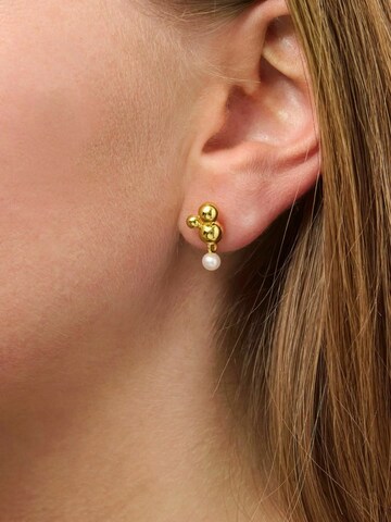 Orecchini 'Atomic Stud' di Jane Kønig in oro: frontale