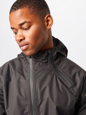 Superdry Sportjacke in Schwarz