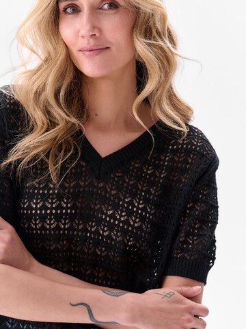 Blue Shadow Blouse in Black