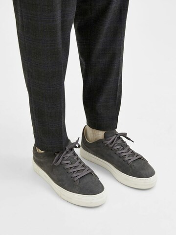 SELECTED HOMME Sneaker 'David' in Grau