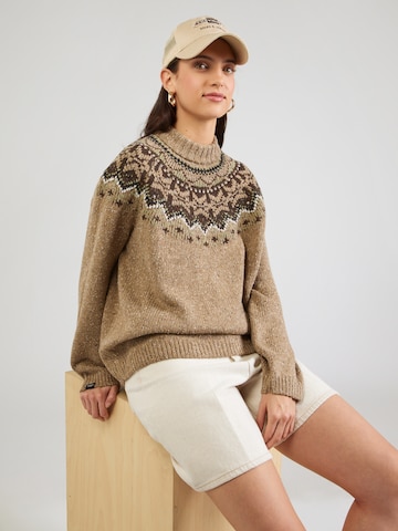 Pull-over Superdry en marron : devant