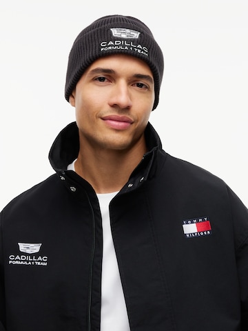 juoda TOMMY HILFIGER Megzta kepurė 'TH X CF1 Replica'