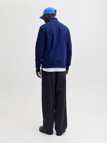 JACK & JONES Sweatshirt in Blau