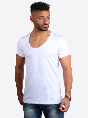 YOUNG & RICH Shirt in White: front