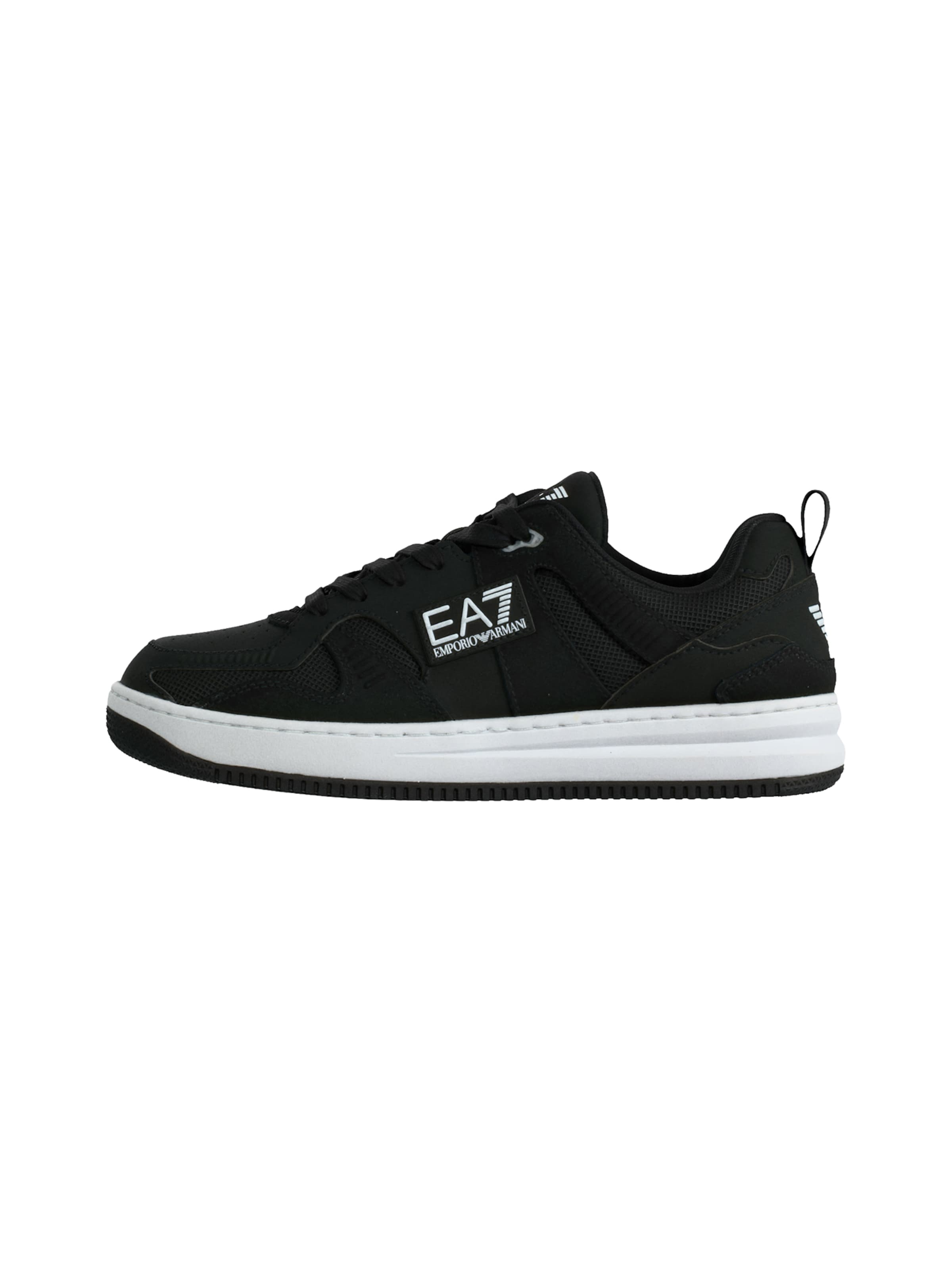 Sneaker bassa di EA7 Emporio Armani in nero: frontale