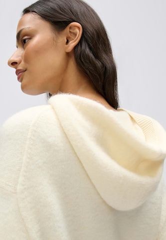 Pullover 'Perlos' di OPUS in beige