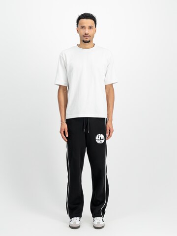 ALPHA INDUSTRIES Regular Sportbyxa i svart