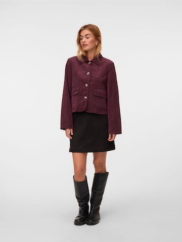 Veste mi-saison 'VMBabyrainiekelly' VERO MODA en rouge