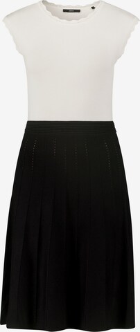 zero Knitted dress in Black: front