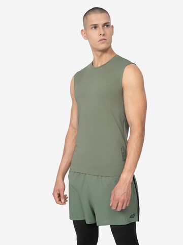 4F Performance Shirt in Green: front