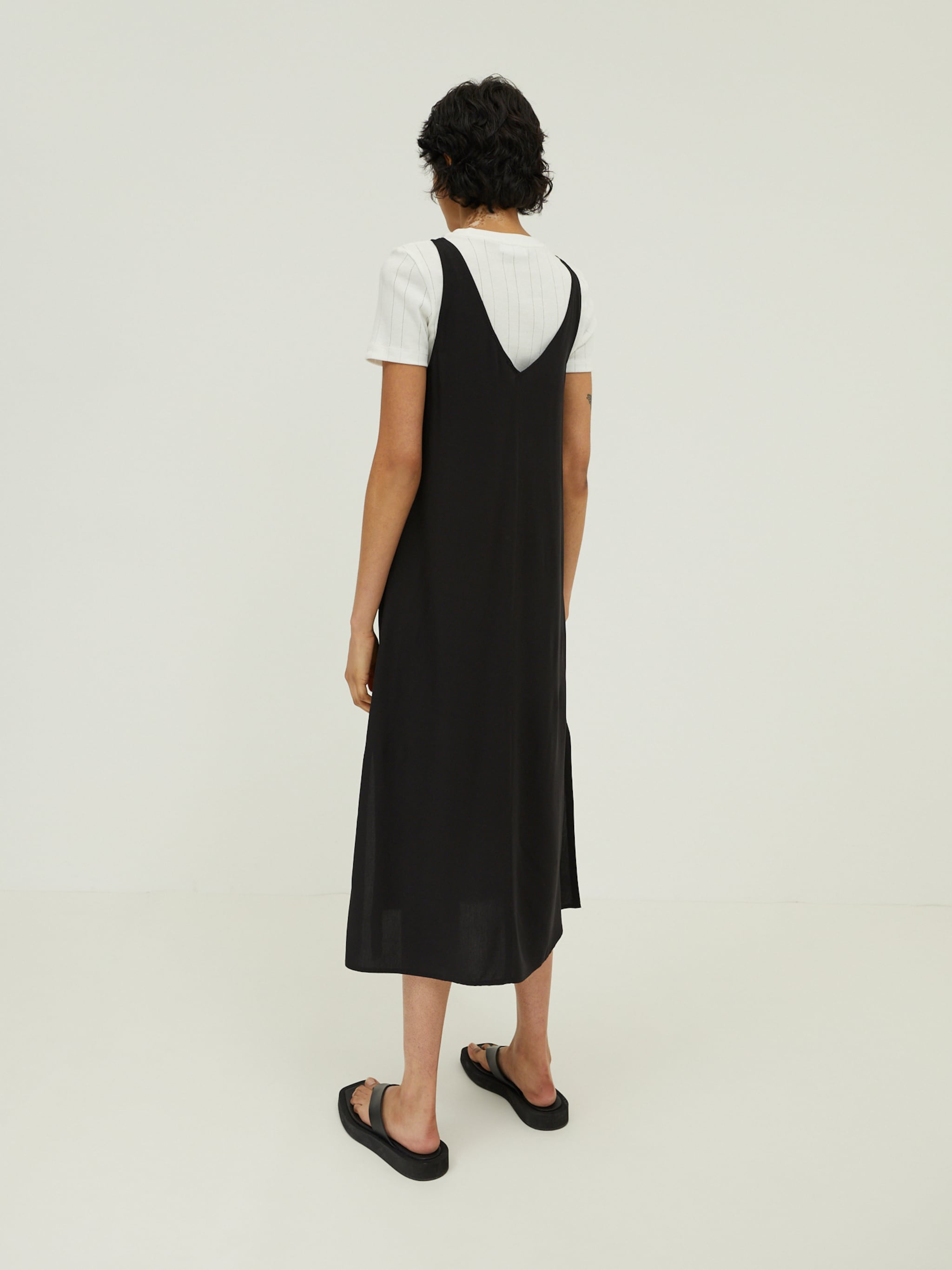EDITED Producten Jurk 'Celina' Zwart