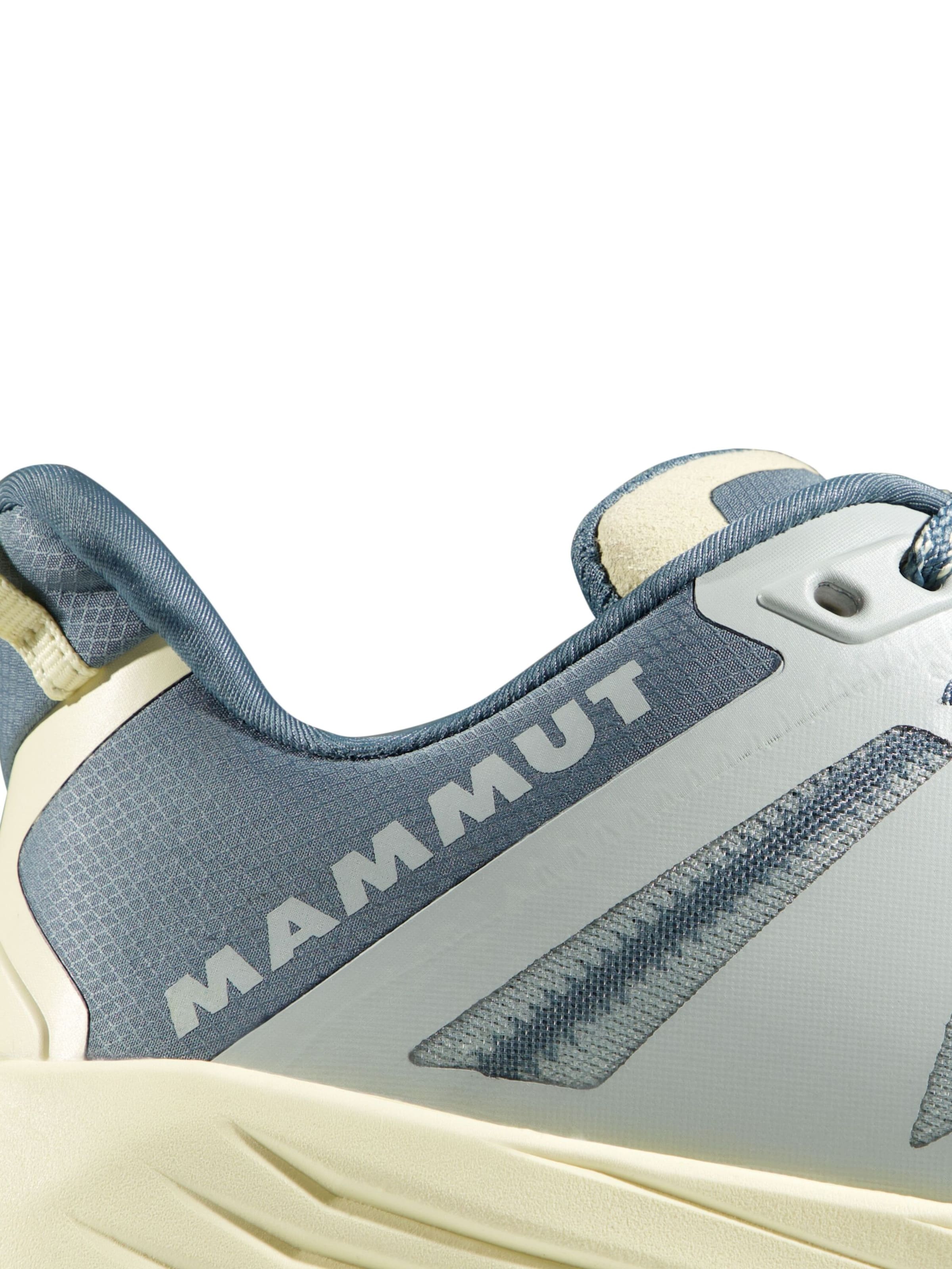 MAMMUT Running Shoes 'Saentis' in Green