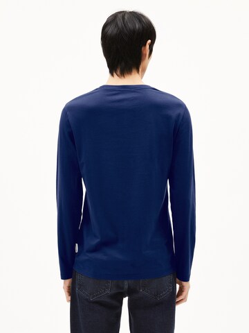 T-Shirt ARMEDANGELS en bleu