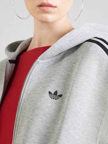 ADIDAS ORIGINALS - Sudadera con cremallera 'Spacer' en gris