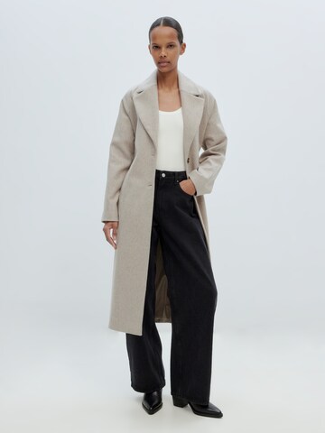 Loosefit Jeans 'Kaya' di EDITED in nero