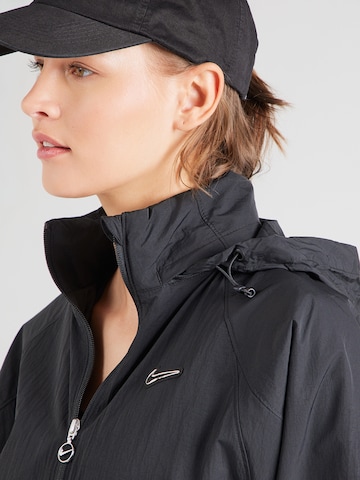 Veste mi-saison Nike Sportswear en noir