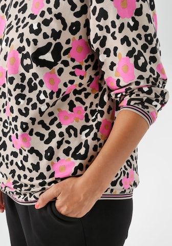 Aniston Sweatshirt in Beige