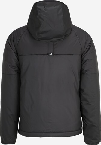 Nike Sportswear Between-Season Jacket in Black