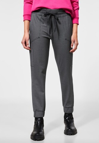 STREET ONE Tapered Cargo Pants in Grey: front